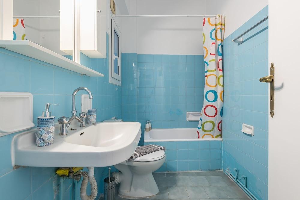 Comfy Apartment In Acropolis Area By Cloudkeys เอเธนส์ ภายนอก รูปภาพ